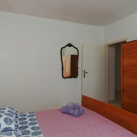 דירה Pino *